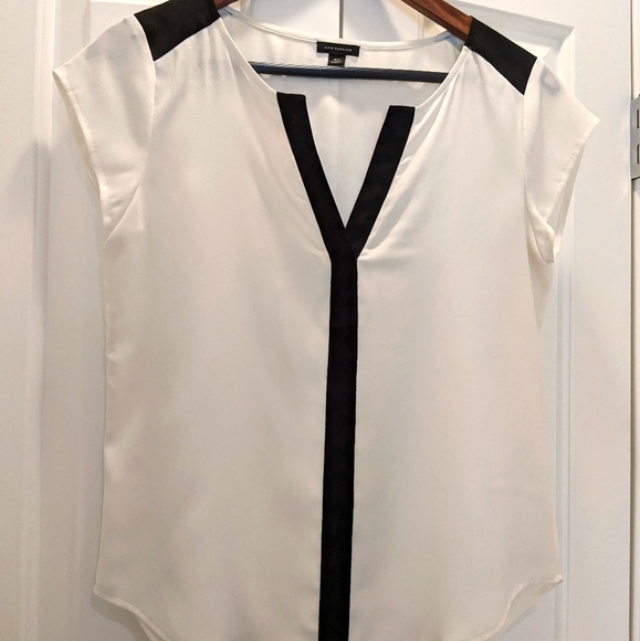 Ann Taylor Tops - Ann Taylor black white color block blouse top XS